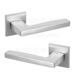 Klamka MetrikQ Fit rozeta kwadratowa R67F chrom-satyna