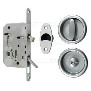 Zamek AGB Scivola Tre Class WC hakowy łazienkowy 50mm F16 chrom mat z zestawem okrągłych rozet B046815034